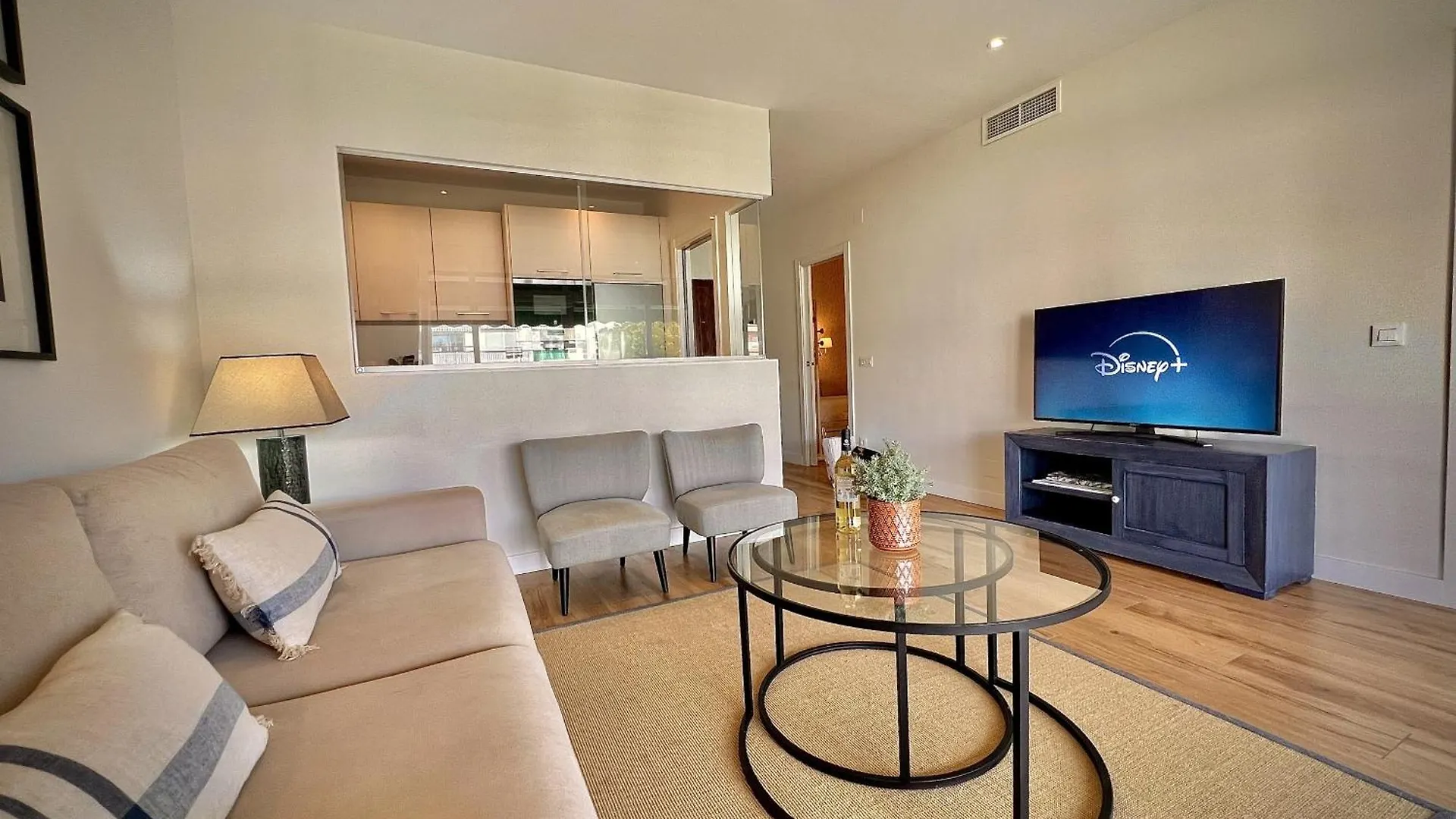 Marbella Downtown 45 With Pool By Homing Apartment